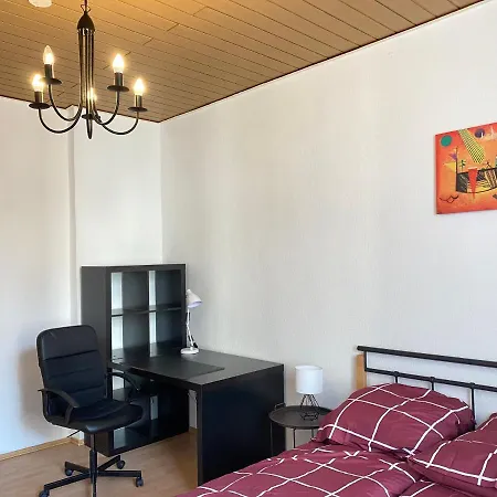 Schoene Zwischen Uni Und Hbf *